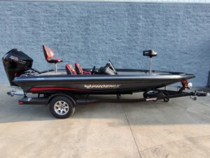 2025 Phoenix 818 Pro