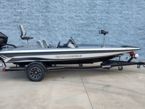 2026 Phoenix 818 Pro